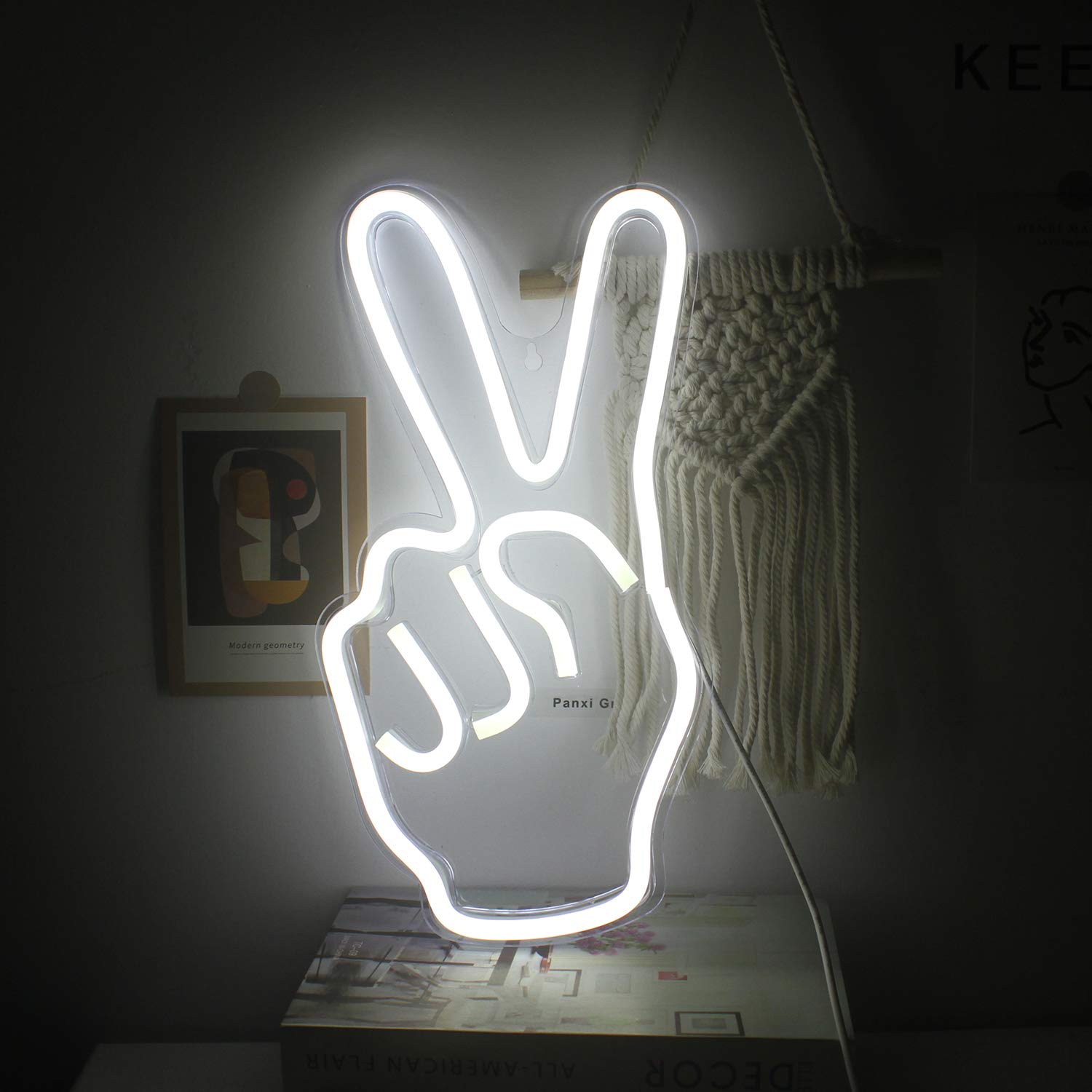 ineonlife Daisy Flower Neon Sign White Gold LED Neon Lights Boho Decor for Bedroom Wall Decor Led Sign Light Up for Room Decor Party Bedroom Classroom Wall Hanging Decoration Gifts